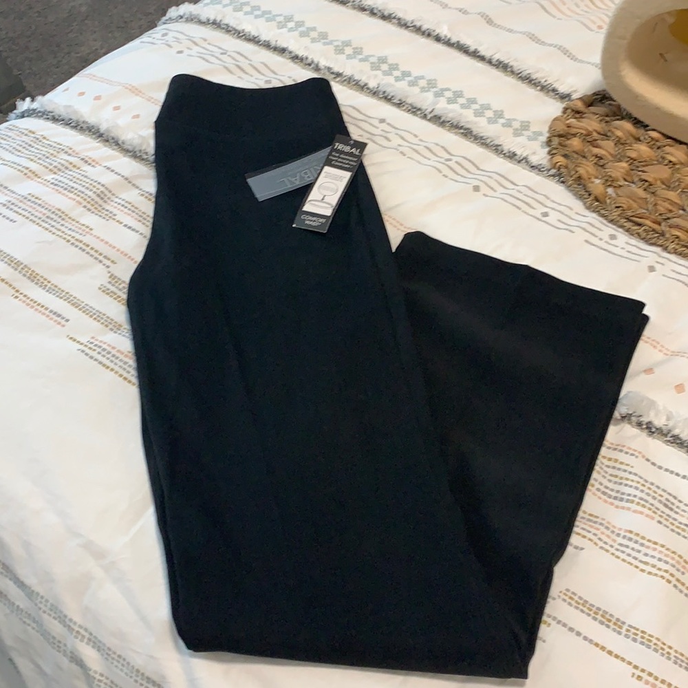 Thin velvet feel pants Sz 4 NWT